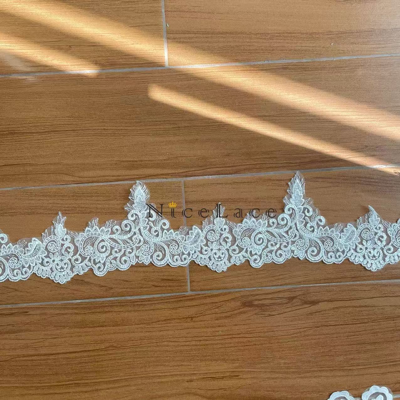1 Yard Ivory Embroidery Lace E - Wedding Water Supply recension och pris