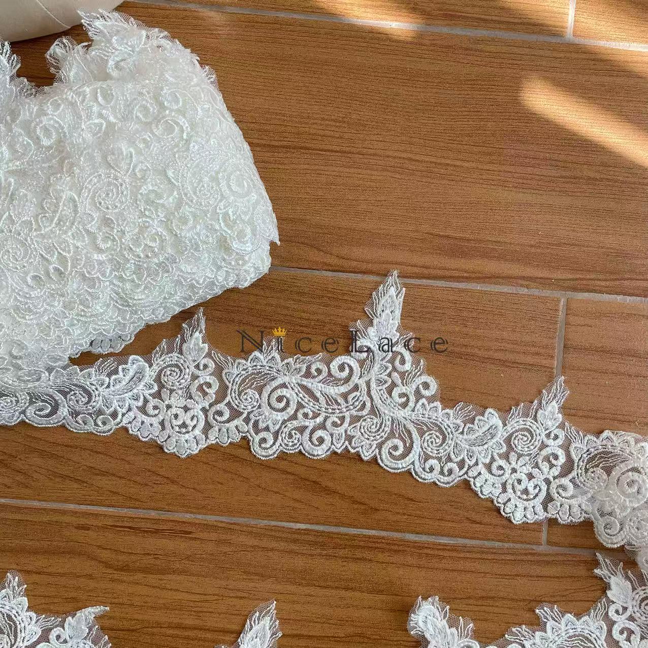 1 Yard Ivory Embroidery Lace E - Wedding Water Supply recension och pris