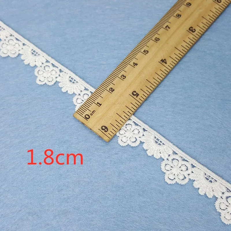 10 Yards Beautiful Lace Embroi - Wedding Water Supply recension och pris